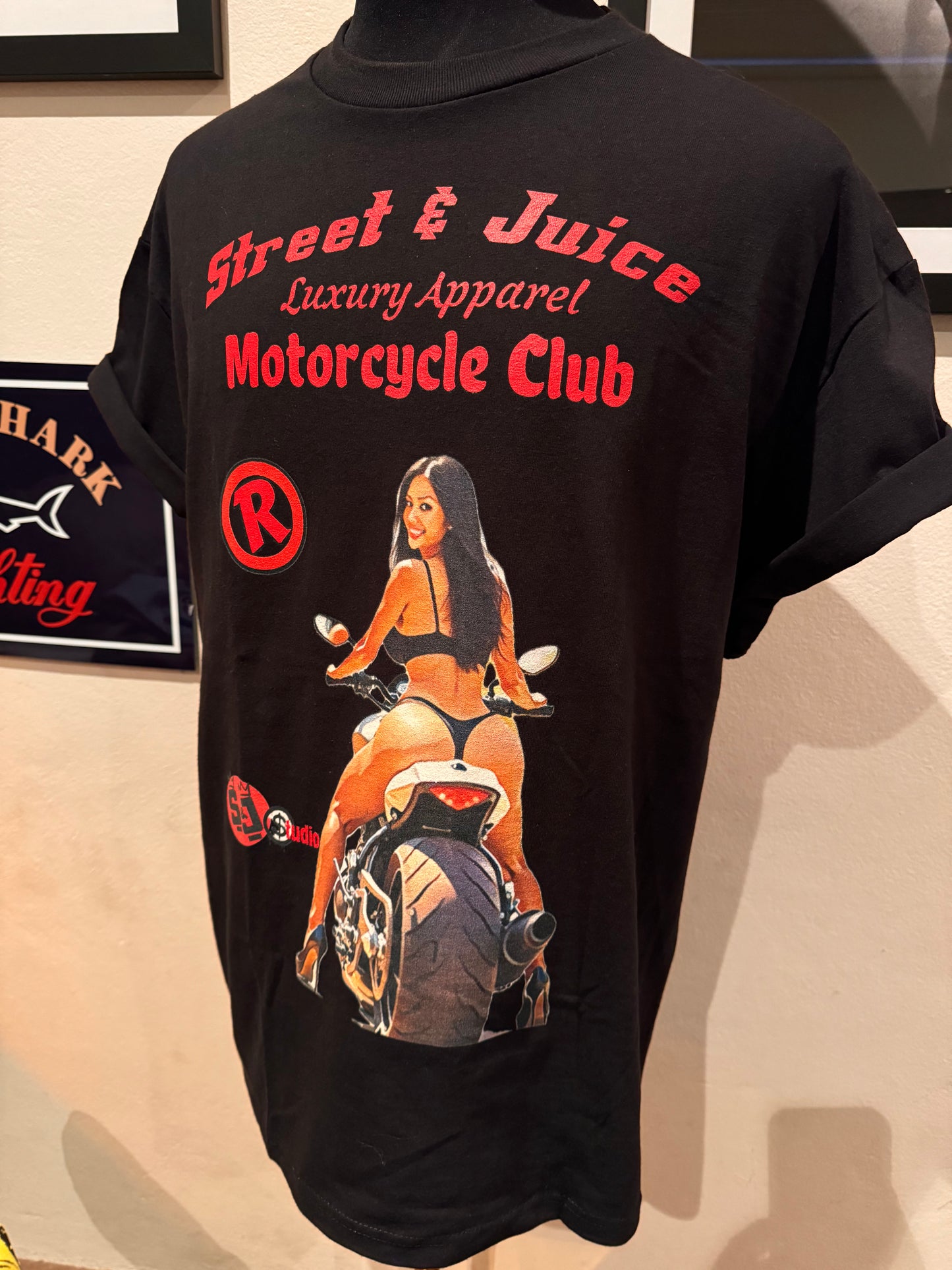 Street & Juice “Motorcycle Club” 100% Cotton Black Chest Logo T Shirt