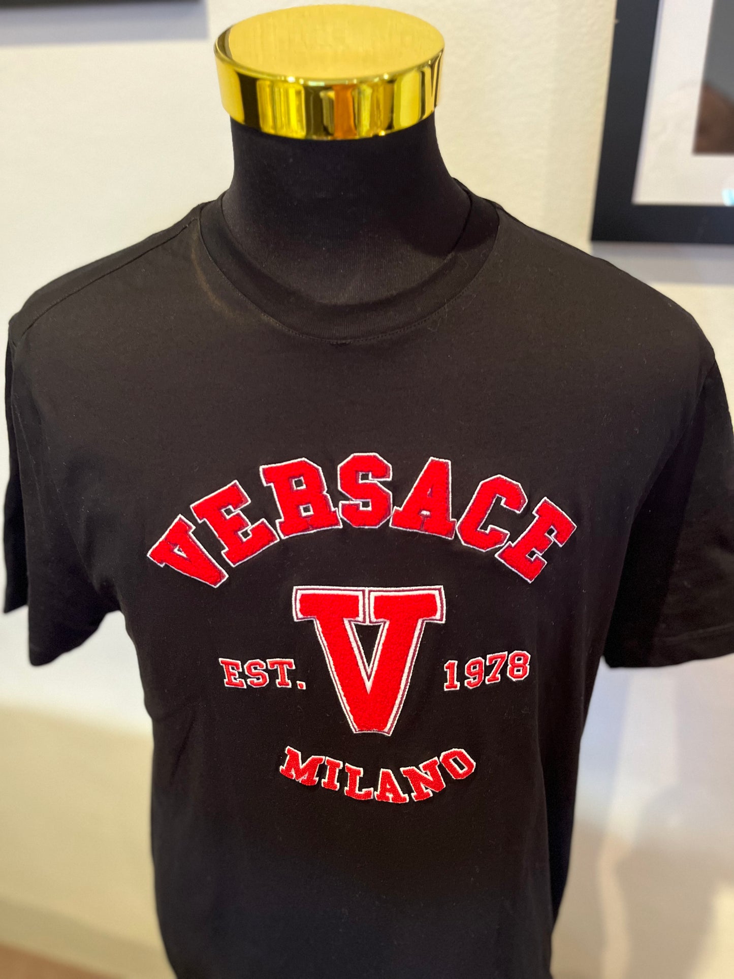 Versace 100% Cotton Black Tee Red Embroidered Logo Size XL Made in Italy