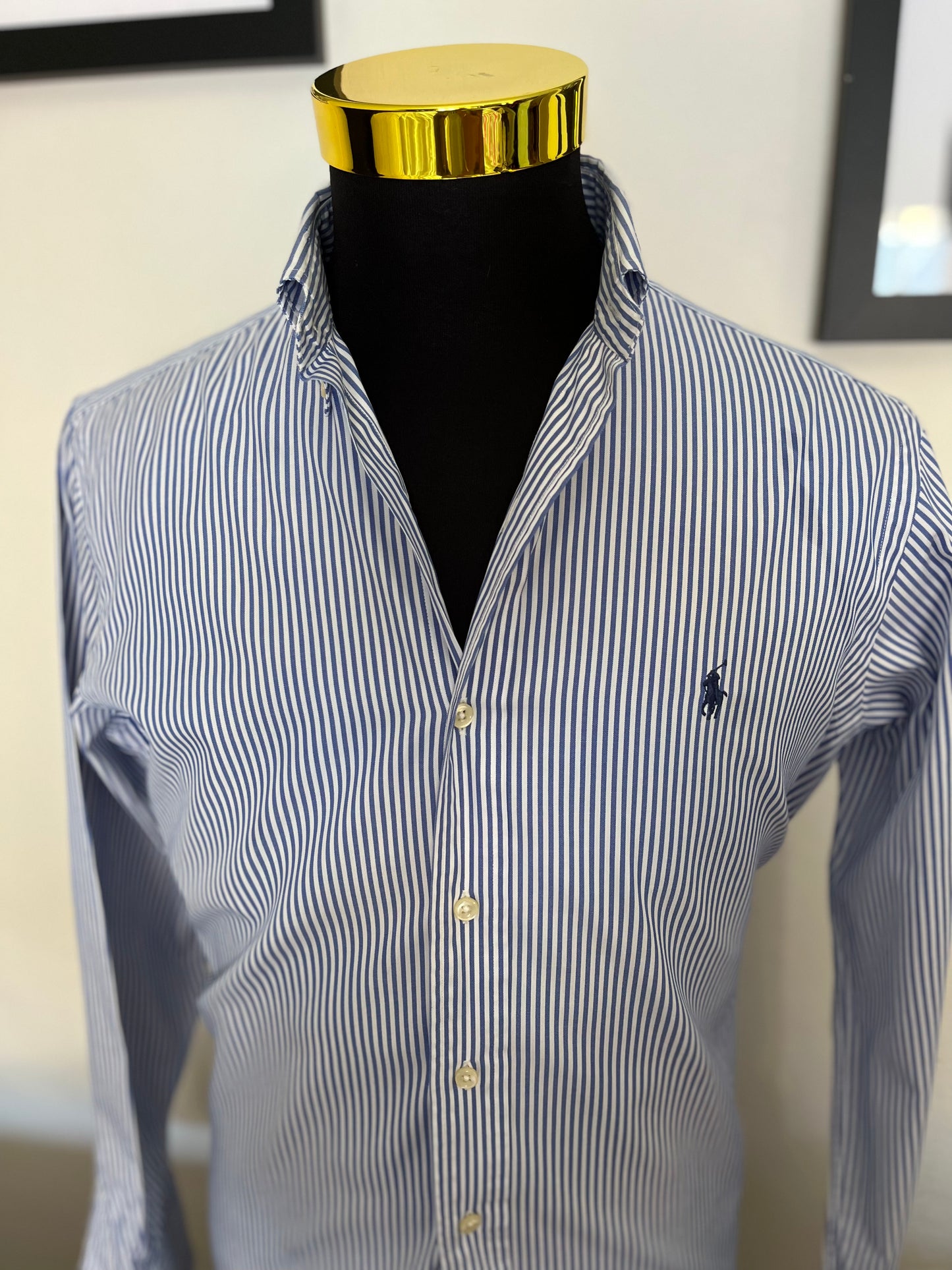 Ralph Lauren 100% Cotton Blue / White Stripe Size Medium