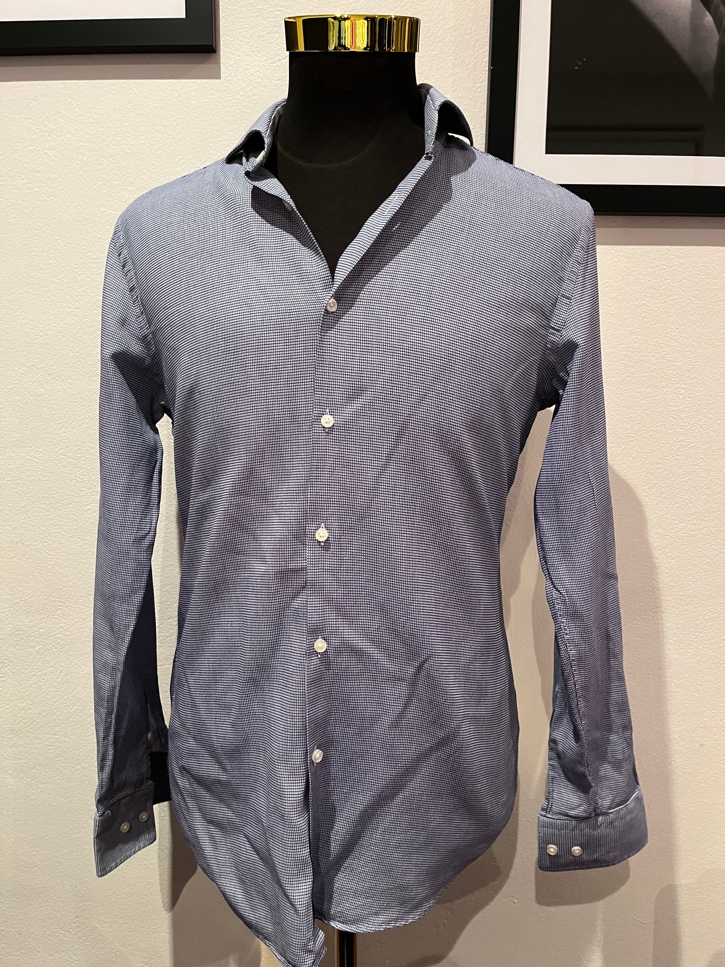 Boss Hugo Boss Italian Fabric 100% Cotton Blue Shirt Size Medium