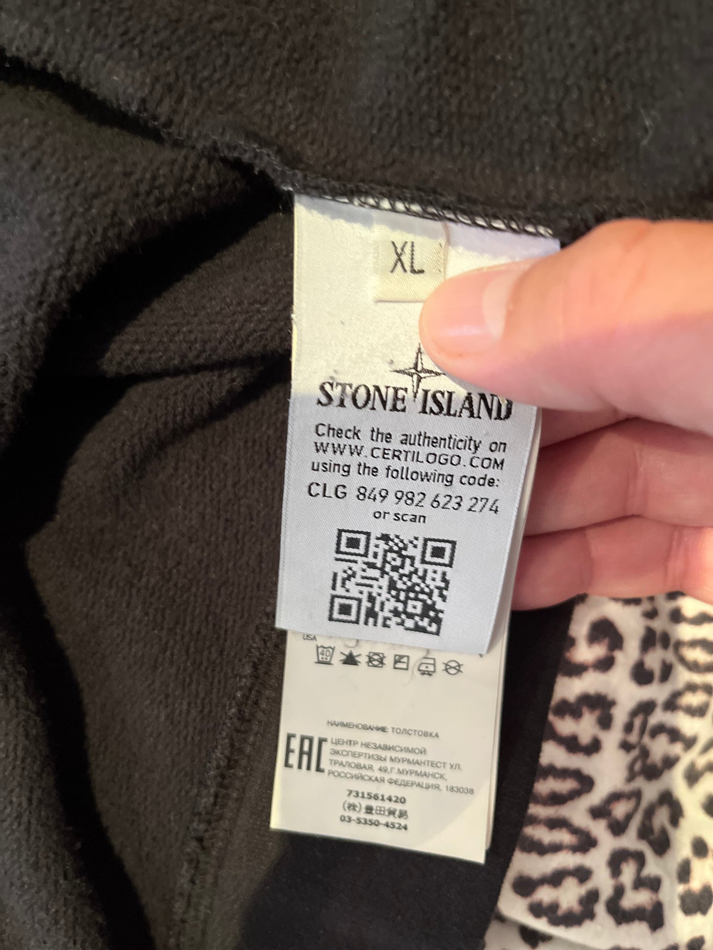 Stone Island 100% Cotton Yellow Fleece Hoodie Size XL with Logo Badge In primo condition