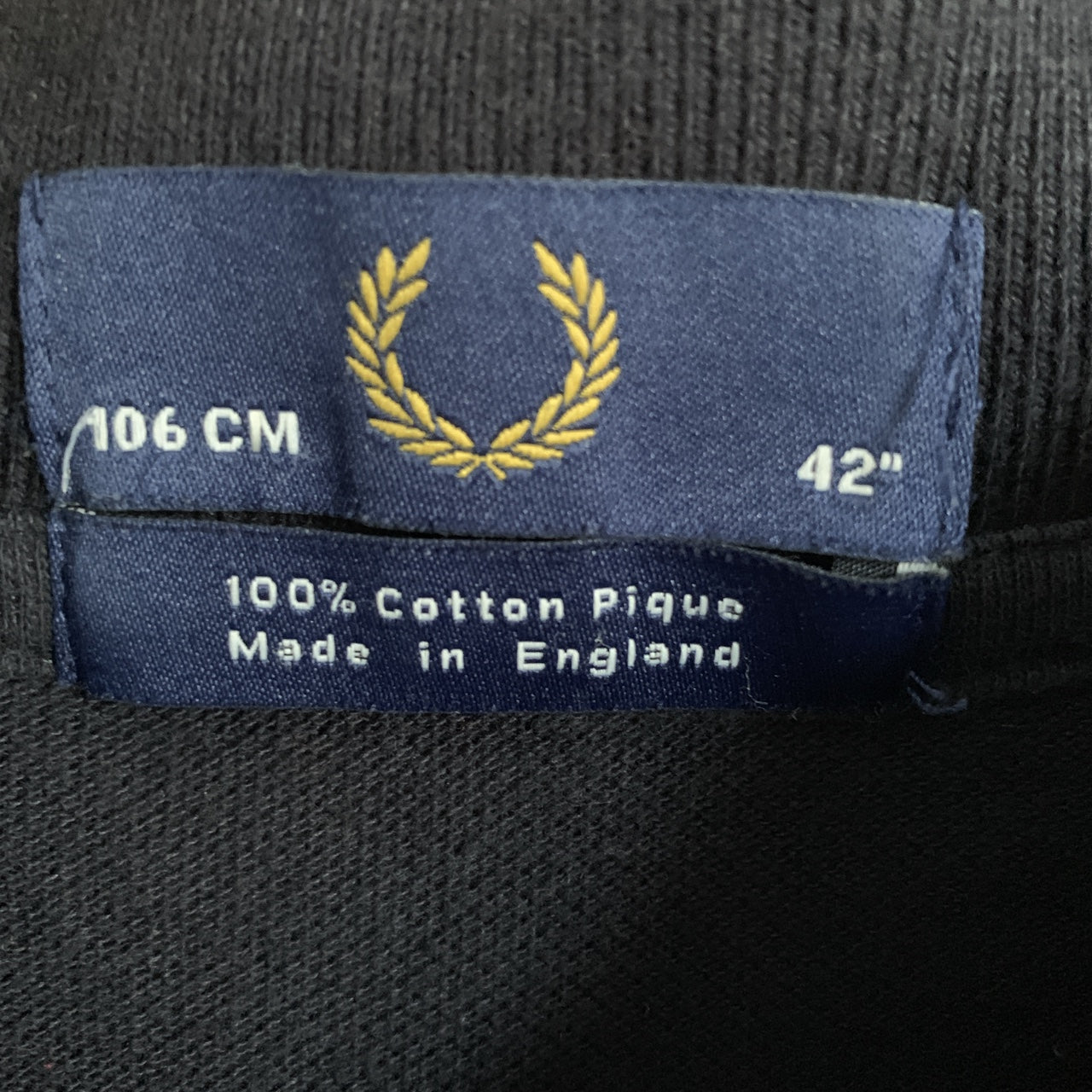 Fred Perry Vintage 100% Cotton Pique Polo Shirt Size Medium 42”