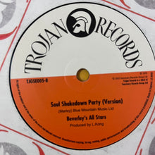 Load image into Gallery viewer, Bob Marley and The Wailers “Soul Shakedown Party” / Version 7inch vinyl