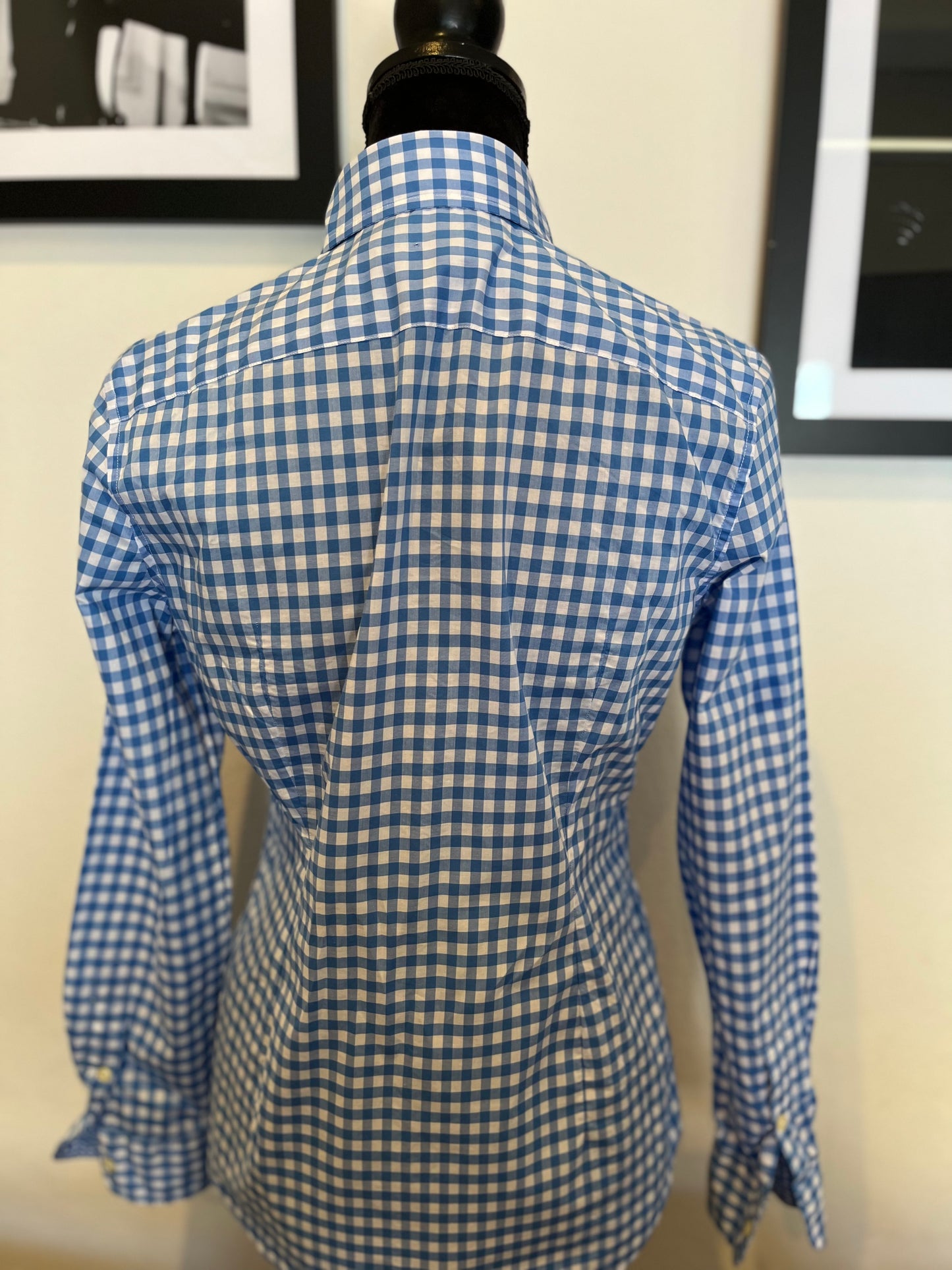 Ralph Lauren Women’s 100% Cotton Blue White Gingham Shirt Slim Fit Size 8 

Garment is in excellent condition 

#ralphlauren #ralphlaurenwoman