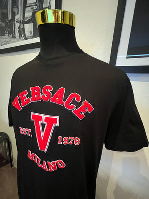 Versace 100% Cotton Black Tee Red Embroidered Logo Size XL Made in Italy