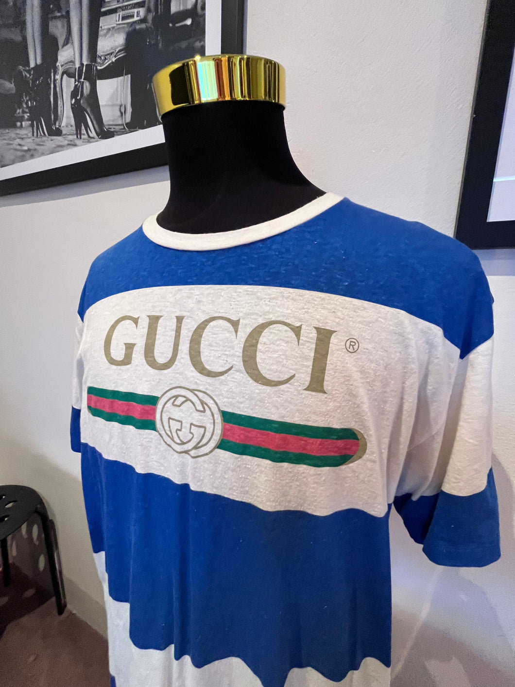 Gucci Block Stripe Logo 100% Cotton Tee Size Large Made In Italy fits Large to XL