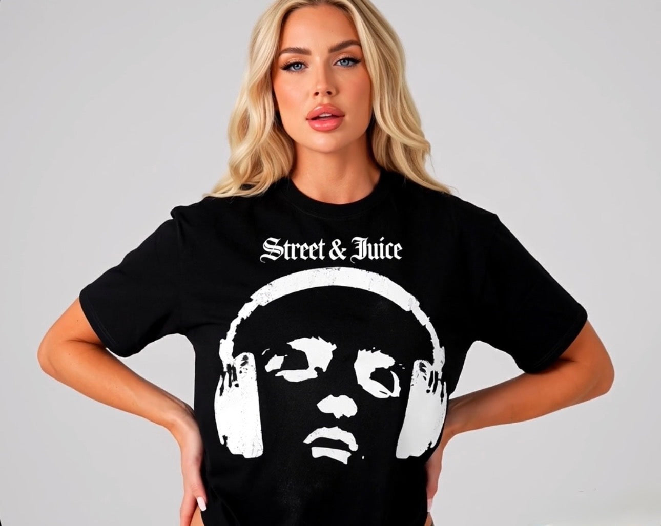 Street & Juice ‘Headphones’ Black Graphic T-shirt 100% Heavyweight Cotton