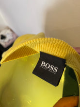 Load image into Gallery viewer, Boss Hugo Boss 100% Cotton Yellow light knit Tee Size XL