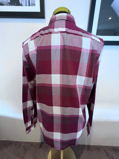 Lacoste 100% Cotton White Red Check Shirt Size M Regular Fit Button Down Collar