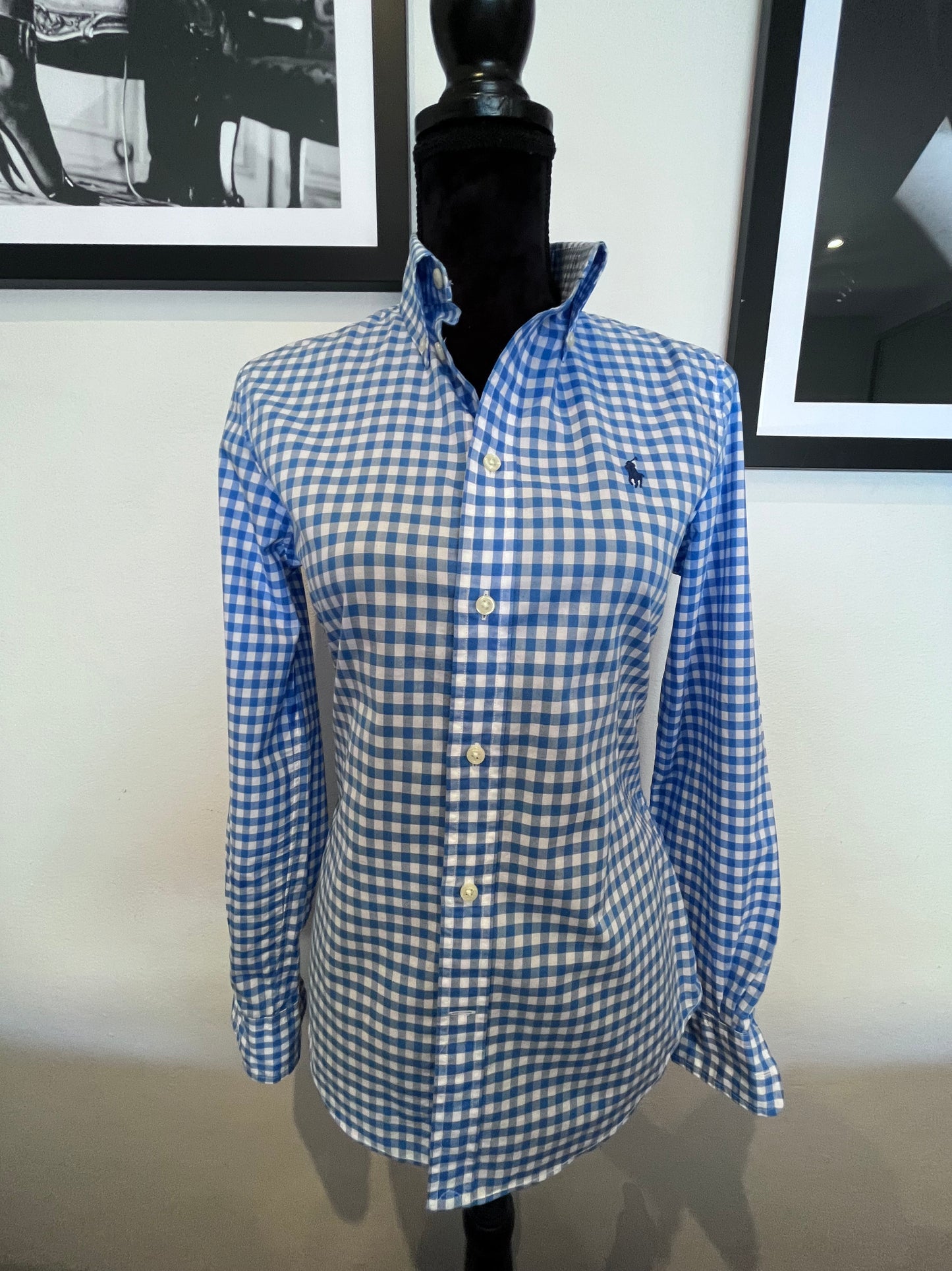 Ralph Lauren Women’s 100% Cotton Blue White Gingham Shirt Slim Fit Size 8 

Garment is in excellent condition 

#ralphlauren #ralphlaurenwoman