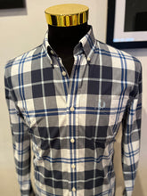 Load image into Gallery viewer, Fred Perry 100% Cotton Blue White Check Button Down Shirt Size Large