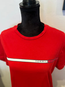 Tommy Hilfiger 100% Cotton Women’s Red Logo Print Tee Size Medium