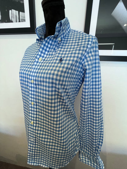 Ralph Lauren Women’s 100% Cotton Blue White Gingham Shirt Slim Fit Size 8 

Garment is in excellent condition 

#ralphlauren #ralphlaurenwoman