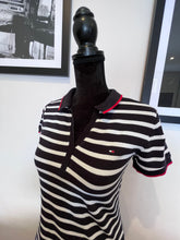 Load image into Gallery viewer, Tommy Hilfiger 100% Cotton Women’s Slim Fit Polo Shirt Size Small