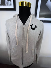 Load image into Gallery viewer, True Religion 100% Cotton Logo Embroidered Grey Hoodie Size M