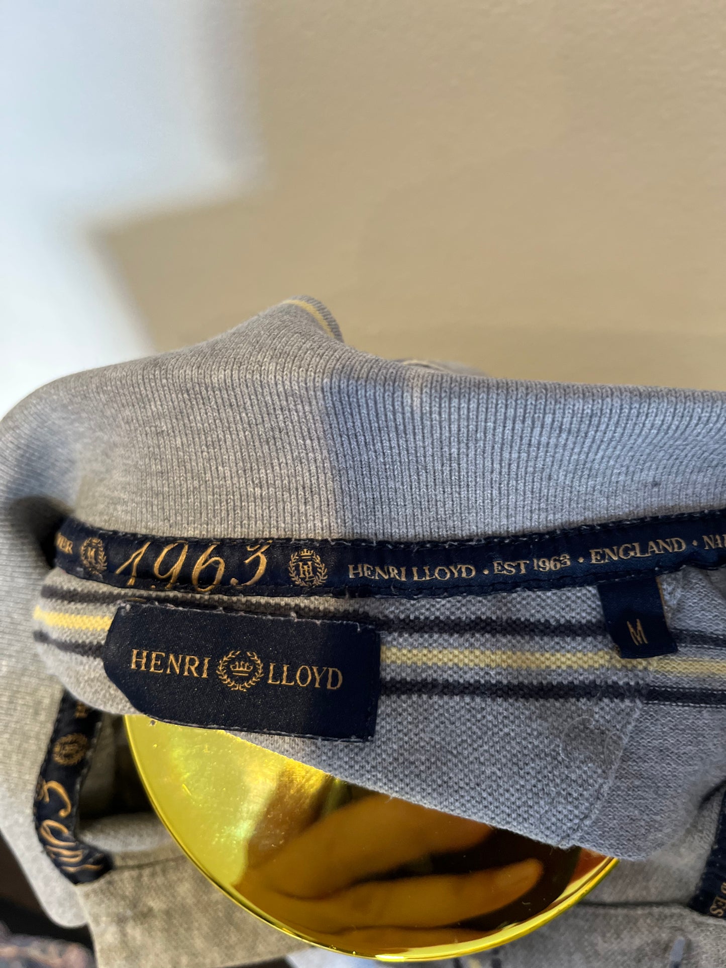 Henri Lloyd 100% Cotton Custom Fit Grey Yellow Stripe Polo Shirt Size Medium
