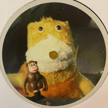 Load image into Gallery viewer, Mr Ozio “Flat Beat” 3 Track 12inch Vinyl