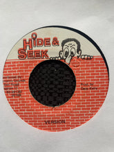 Load image into Gallery viewer, Tiger “Nobody Move” / Version 2 Track 7inch Vinyl